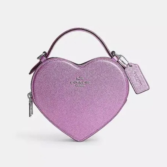 Heart-shaped Coach leather purse - Picture 3 of 9